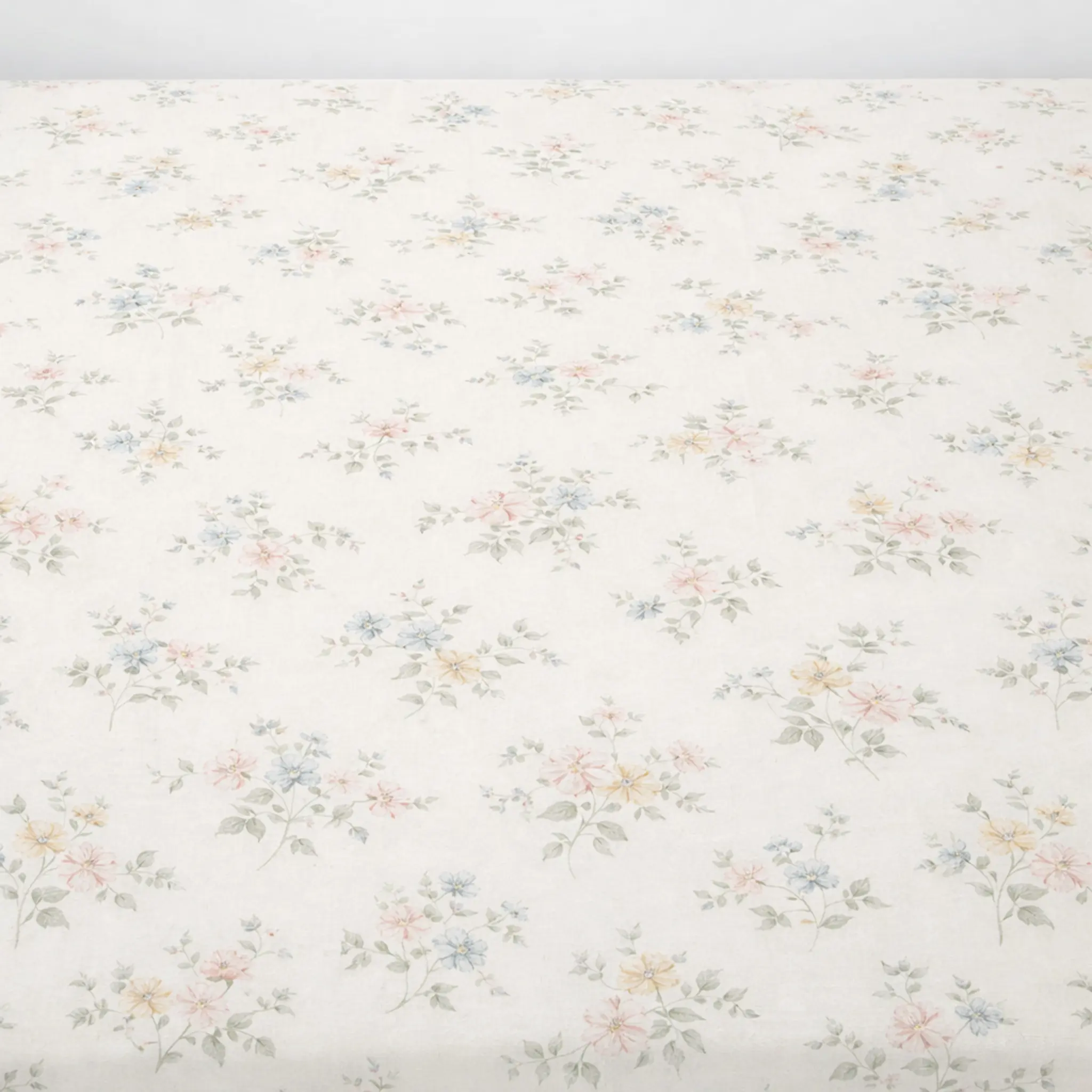 printed-floral-bed-sheet
